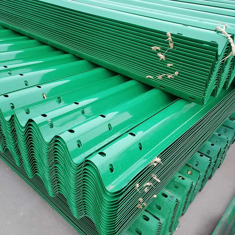 不同材質的波形護欄在柔性方面有多少區別